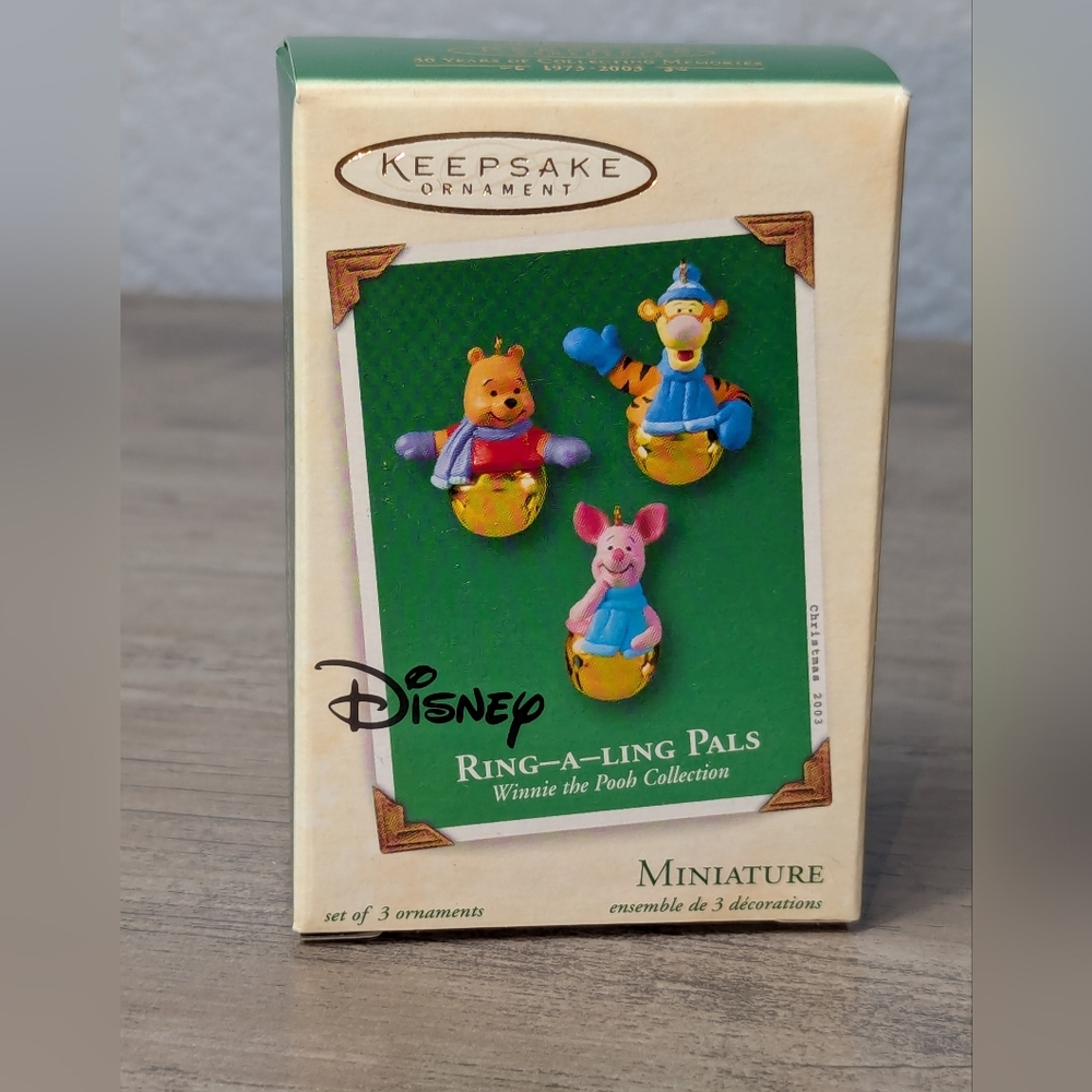 Hallmark Keepsake Ring-A-Ling Pals, Winnie the Pooh Collection, ornament
